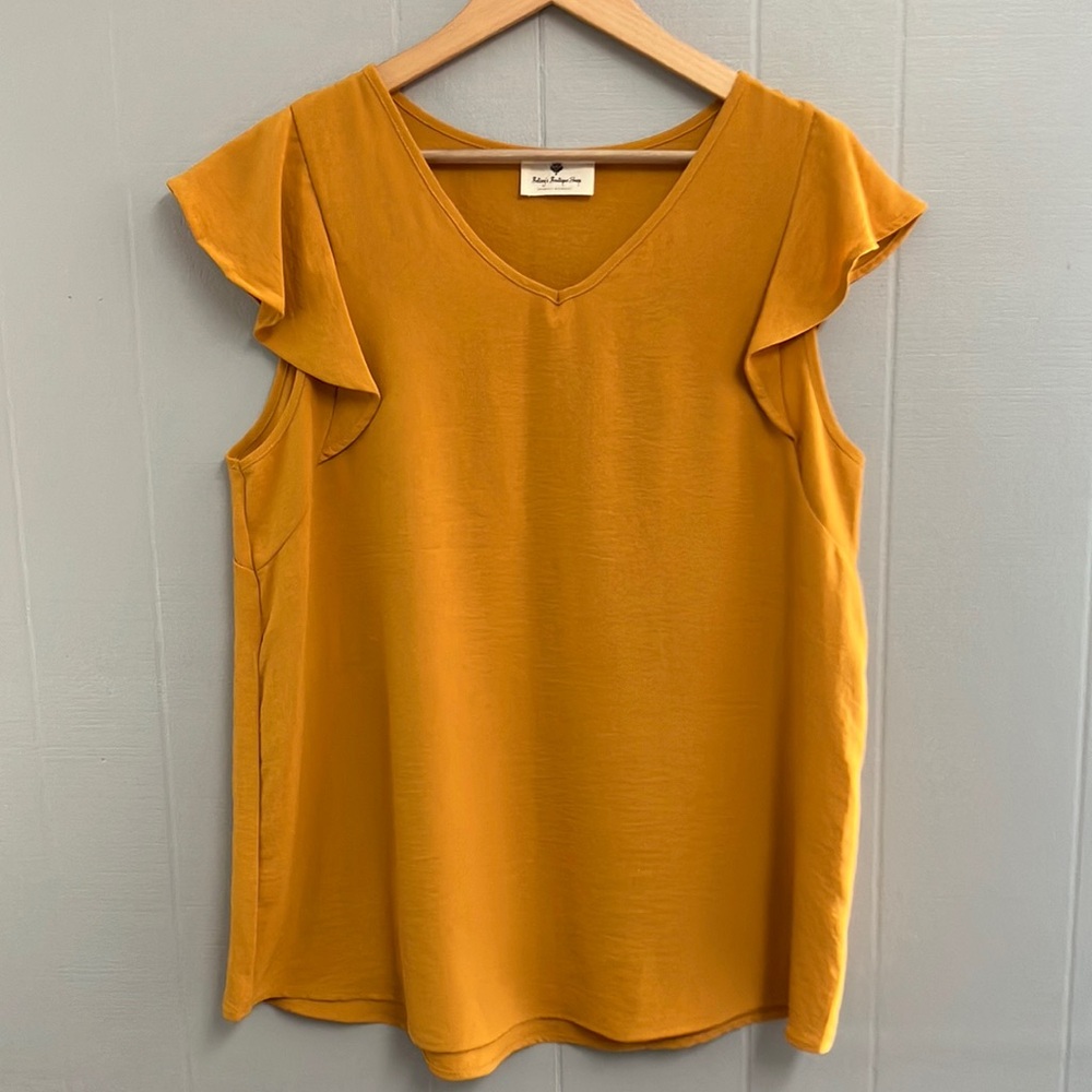 Betsey’s Boutique Shop Size XL Mustard New Without Tags